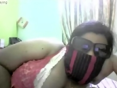 Indian chubby girl disrobe on web camera